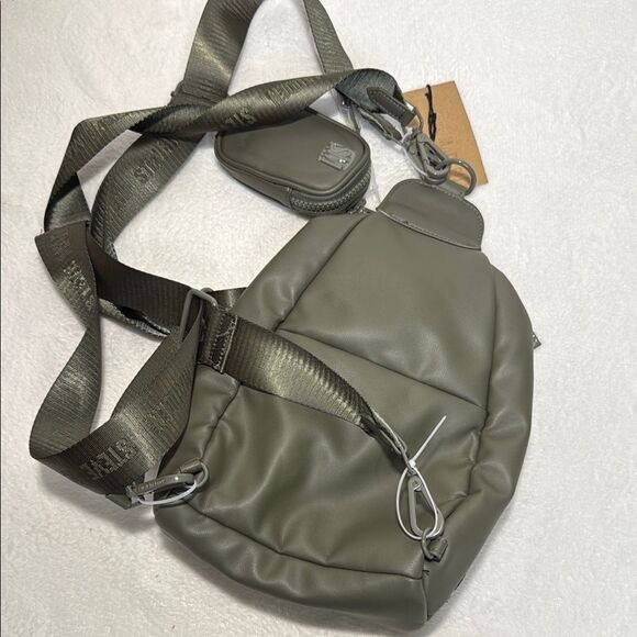 Steve Madden Olive Juniper Crossbody Bag Backpack - Picture 4 of 13